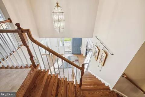 Entry Way - 2792 Dylan Schar Ct, Herndon, VA 20171 photo 3 of 6