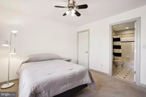 Bedroom - 2792 Dylan Schar Ct, Herndon, VA 20171 photo 6 of 13