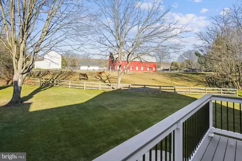 Exterior - 2792 Dylan Schar Ct, Herndon, VA 20171 photo 24 of 24