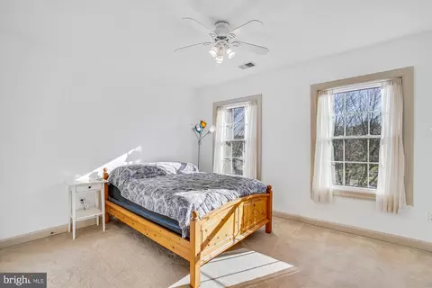 Bedroom - 2792 Dylan Schar Ct, Herndon, VA 20171 photo 7 of 13