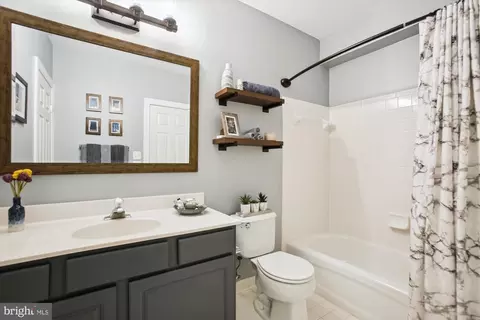 Bath - 2792 Dylan Schar Ct, Herndon, VA 20171 photo 8 of 8