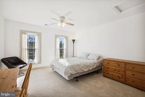 Bedroom - 2792 Dylan Schar Ct, Herndon, VA 20171 photo 10 of 13