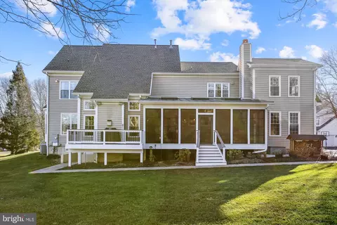Exterior - 2792 Dylan Schar Ct, Herndon, VA 20171 photo 8 of 24