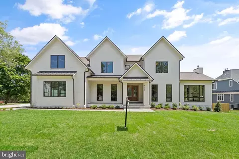 416 Windover Ave, Vienna, VA 22180