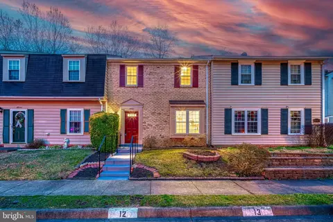 6922 Hamilton Ct, Lorton, VA 22079