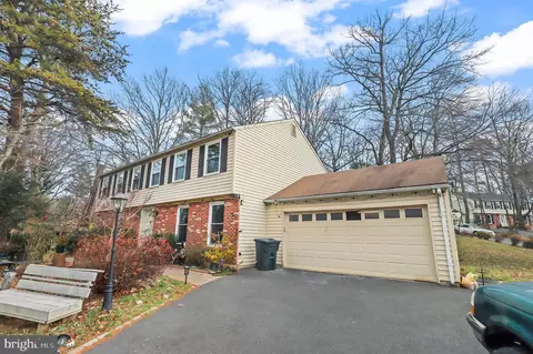 2281 Dosinia Ct, Reston, VA 20191