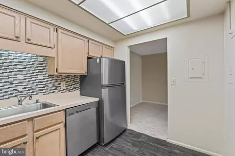 7640 Provincial Dr #110, Mclean, VA 22102 photo 8