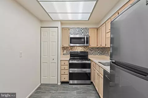 7640 Provincial Dr #110, Mclean, VA 22102 photo 10