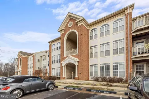 6610 Netties Ln #J, Alexandria, VA 22315