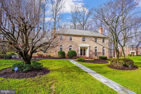 1114 Old Cedar Rd, Mclean, VA 22102