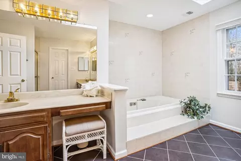 1114 Old Cedar Rd, Mclean, VA 22102 photo 38