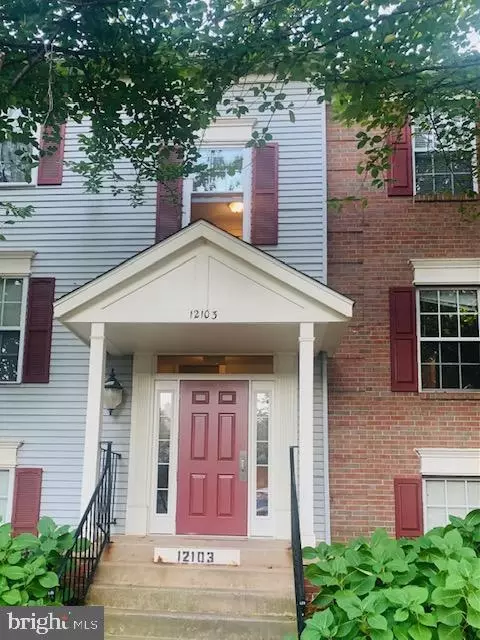12103 Green Leaf Ct #72, Fairfax, VA 22033