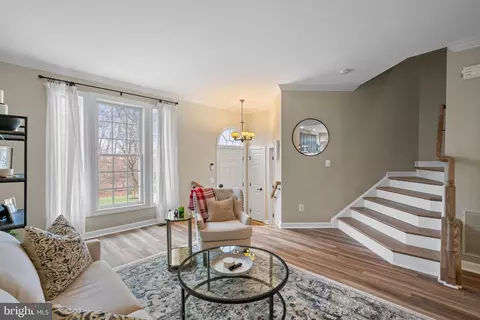 6702 Debra Lu Way, Springfield, VA 22150 photo 2