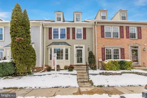 8854 Eagle Rock Ln, Springfield, VA 22153