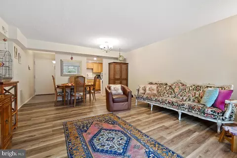 7651 Tremayne Pl #307, Mclean, VA 22102 photo 12