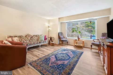 7651 Tremayne Pl #307, Mclean, VA 22102 photo 11