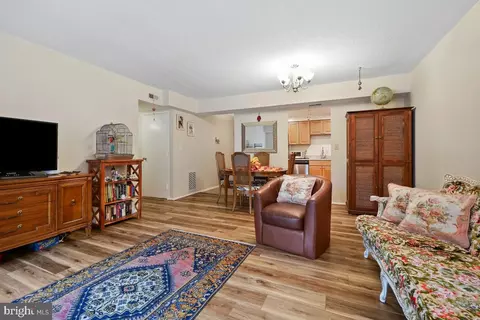 7651 Tremayne Pl #307, Mclean, VA 22102 photo 13