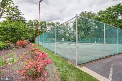 7651 Tremayne Pl #307, Mclean, VA 22102 photo 33