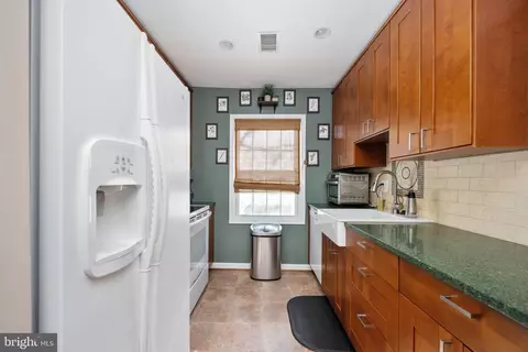 8404 Penshurst Dr #585, Springfield, VA 22152 photo 17