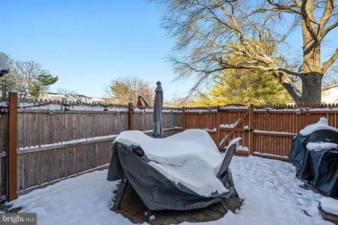 8404 Penshurst Dr #585, Springfield, VA 22152 photo 45