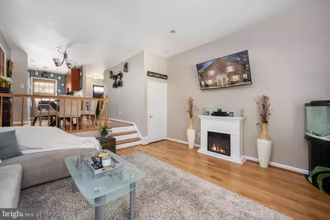 8404 Penshurst Dr #585, Springfield, VA 22152 photo 9