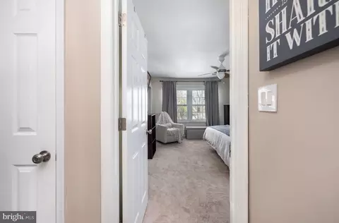 8404 Penshurst Dr #585, Springfield, VA 22152 photo 25