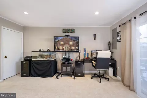8404 Penshurst Dr #585, Springfield, VA 22152 photo 37