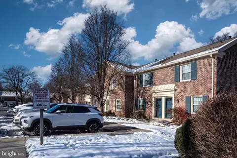 8404 Penshurst Dr #585, Springfield, VA 22152 photo 49