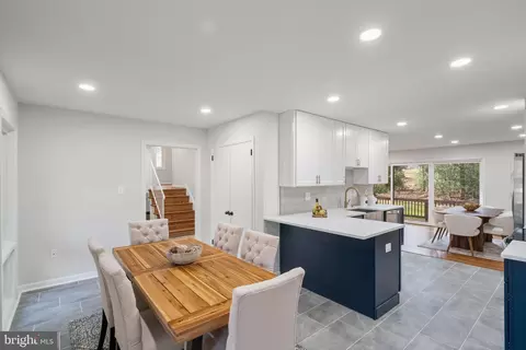 2510 Pegasus Ln, Reston, VA 20191 photo 2
