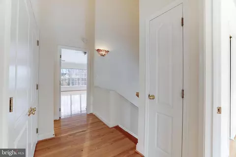 2071 Capstone Cir, Herndon, VA 20170 photo 18