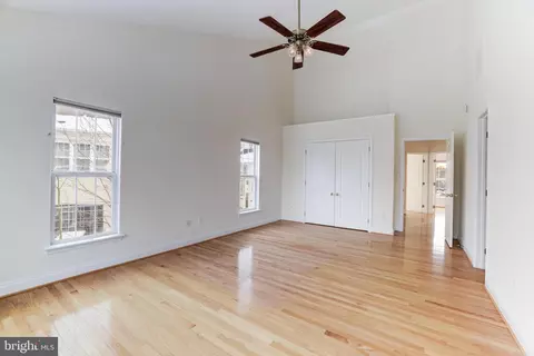 2071 Capstone Cir, Herndon, VA 20170 photo 20