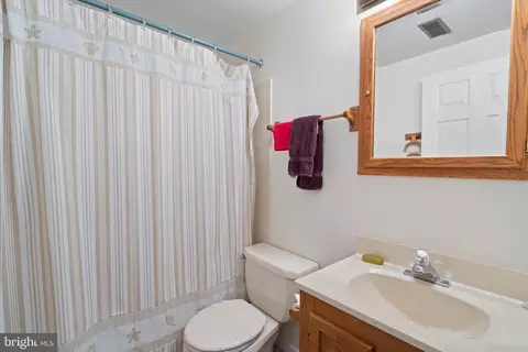 9832 Faust Dr, Vienna, VA 22182 photo 36