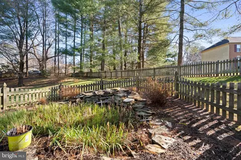 9832 Faust Dr, Vienna, VA 22182 photo 45
