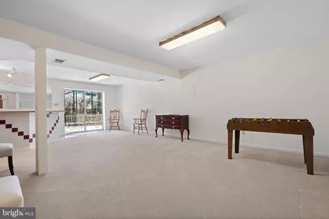 9832 Faust Dr, Vienna, VA 22182 photo 30