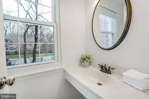 Bath - 11739 Dry River Ct, Reston, VA 20191 photo 1 of 5