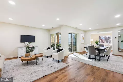 11500 Fairway Dr #205, Reston, VA 20190