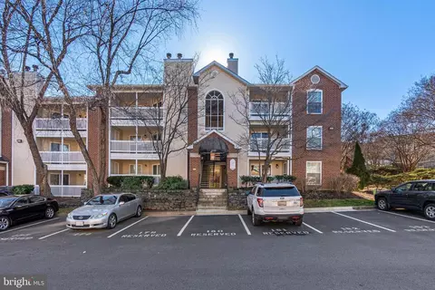 1535 Lincoln Way #102, Mclean, VA 22102