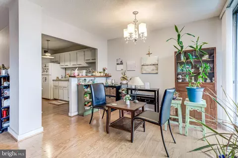 2059 Huntington Ave #609, Alexandria, VA 22303