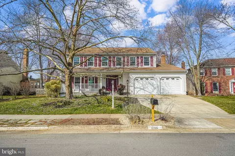 12916 New Parkland Dr, Herndon, VA 20171