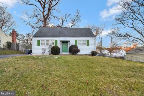 3104 Dashiell Rd, Falls Church, VA 22042