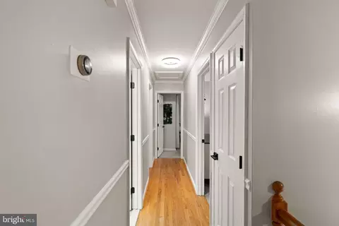 Entry Way - 6901 Raspberry Plain Pl, Springfield, VA 22153 photo 4 of 6