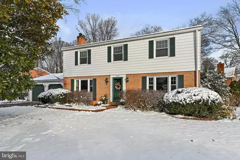 5123 Concordia St, Fairfax, VA 22032
