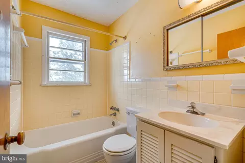 6516 Fairlawn Dr, Mclean, VA 22101 photo 24