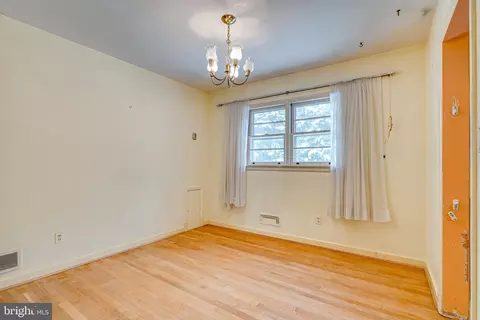 6516 Fairlawn Dr, Mclean, VA 22101 photo 11
