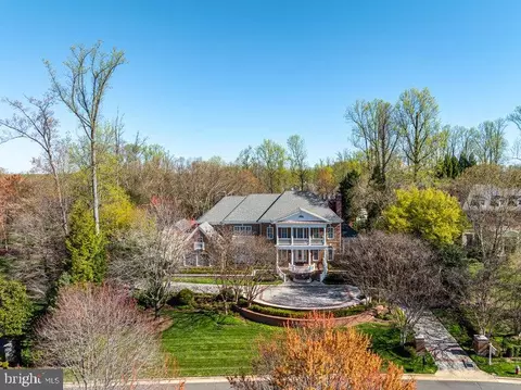 Exterior - 7844 Montvale Way, Mclean, VA 22102 photo 25 of 25