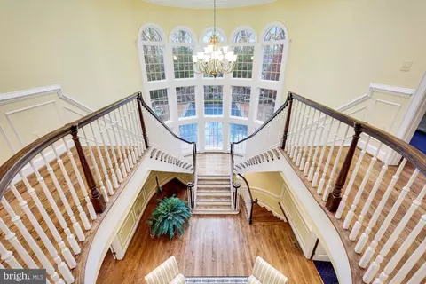 Entry Way - 7844 Montvale Way, Mclean, VA 22102 photo 5 of 7