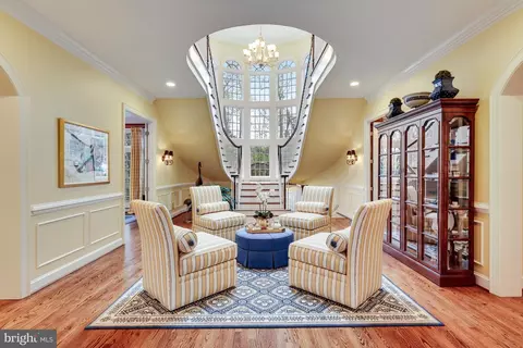 Living - 7844 Montvale Way, Mclean, VA 22102 photo 1 of 8