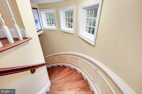 Entry Way - 7844 Montvale Way, Mclean, VA 22102 photo 7 of 7