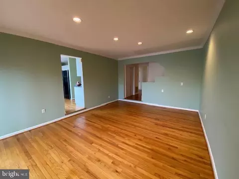 11068 Thrush Ridge Rd, Reston, VA 20191 photo 12