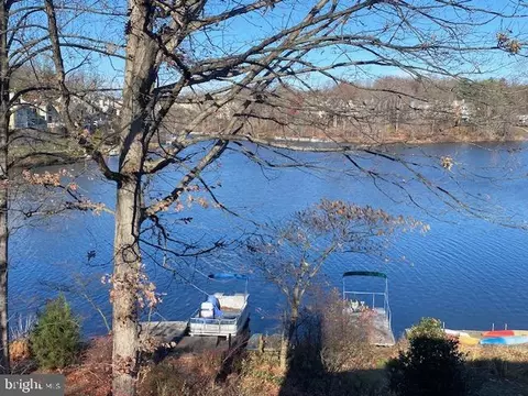 11068 Thrush Ridge Rd, Reston, VA 20191 photo 5